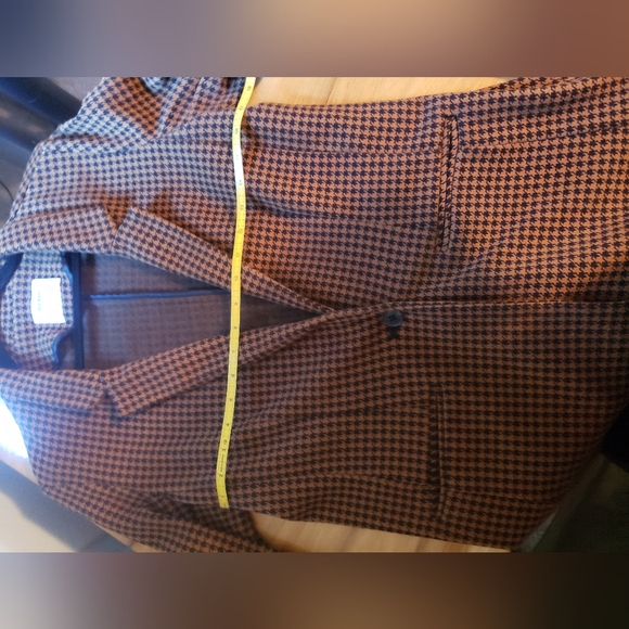 Old Navy Medium Brown herringbone blazer - Picture 2 of 4